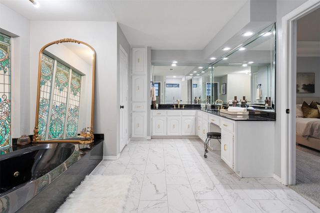 2342 King Richard Drive, Grand Prairie, TX 75050