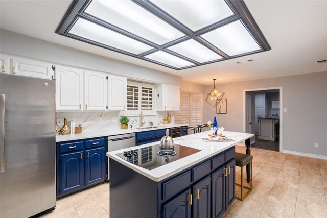 2342 King Richard Drive, Grand Prairie, TX 75050