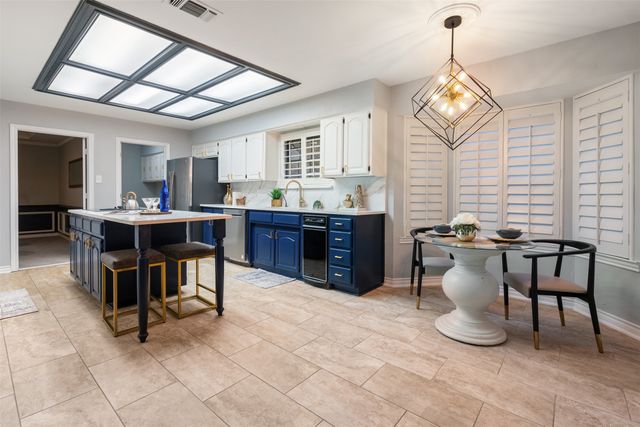 2342 King Richard Drive, Grand Prairie, TX 75050