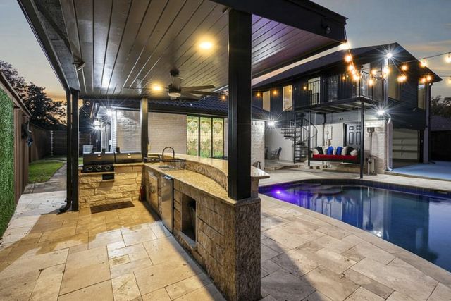 2342 King Richard Drive, Grand Prairie, TX 75050