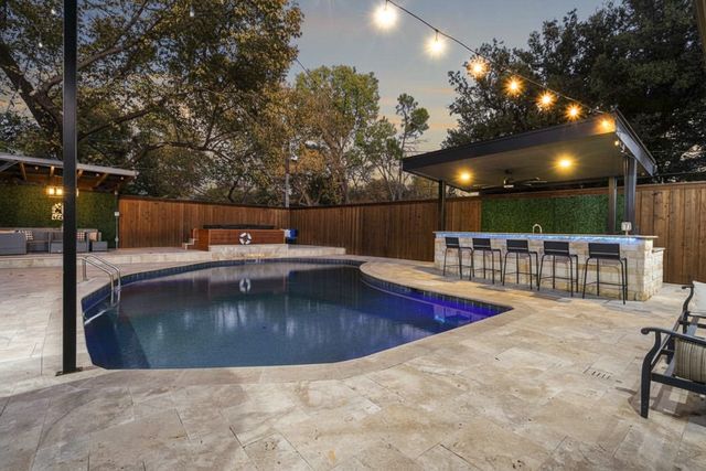 2342 King Richard Drive, Grand Prairie, TX 75050