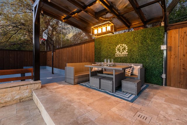 2342 King Richard Drive, Grand Prairie, TX 75050