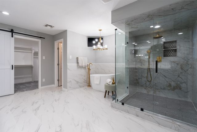 2342 King Richard Drive, Grand Prairie, TX 75050