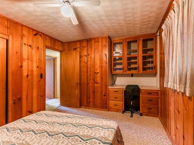 505 Cass Avenue, Moore, OK 73160