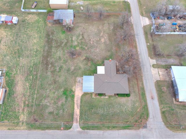 505 Cass Avenue, Moore, OK 73160