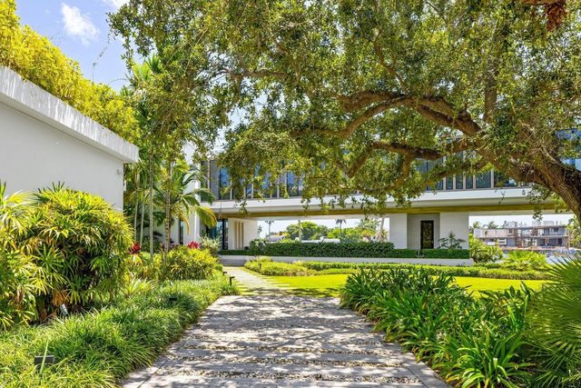 516 Mola Avenue, Fort Lauderdale, FL 33301