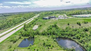 1275 W PARADISE DRIVE, West Bend, WI 53095