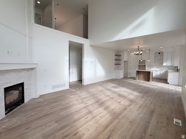 153 W HACKBERRY RD, Vineyard, UT 84059