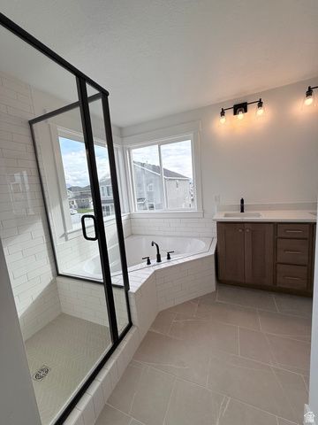 153 W HACKBERRY RD, Vineyard, UT 84059