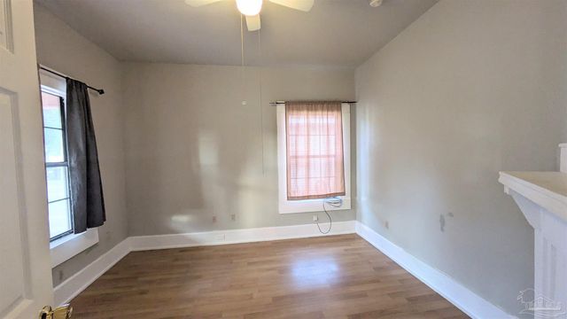 1014 W Gregory St, Pensacola, FL 32501