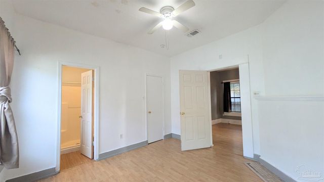 1014 W Gregory St, Pensacola, FL 32501