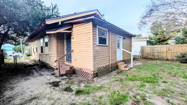 1014 W Gregory St, Pensacola, FL 32501