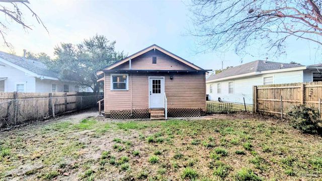 1014 W Gregory St, Pensacola, FL 32501