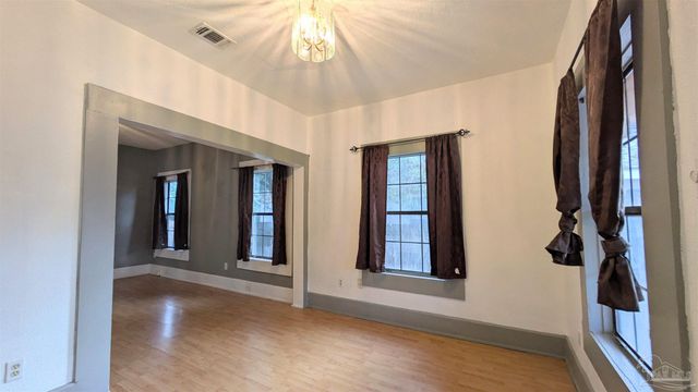 1014 W Gregory St, Pensacola, FL 32501