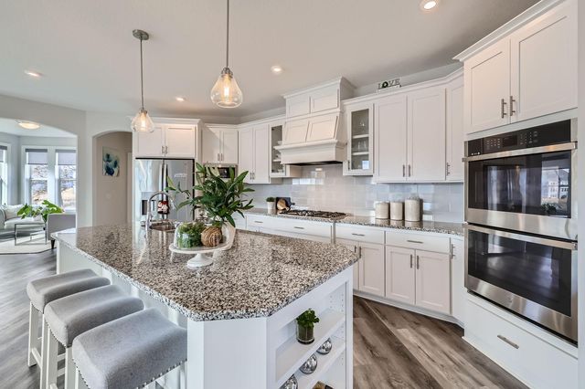 12985 Bauer Drive N, Champlin, MN 55316