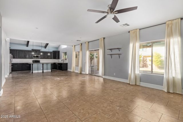 8406 W Pioneer Street, Tolleson, AZ 85353