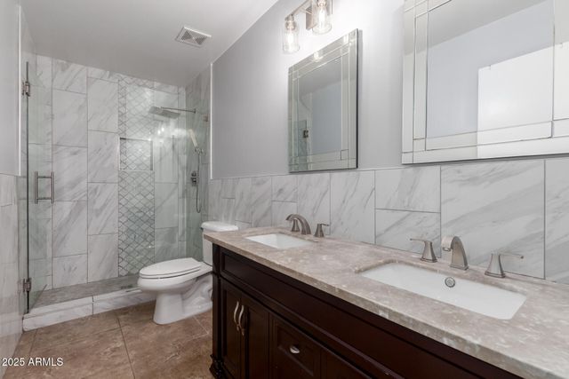8406 W Pioneer Street, Tolleson, AZ 85353