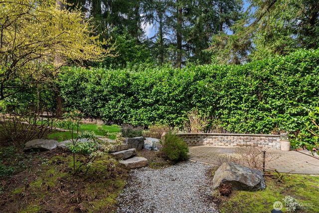 13609 NE 28th Street, Bellevue, WA 98005