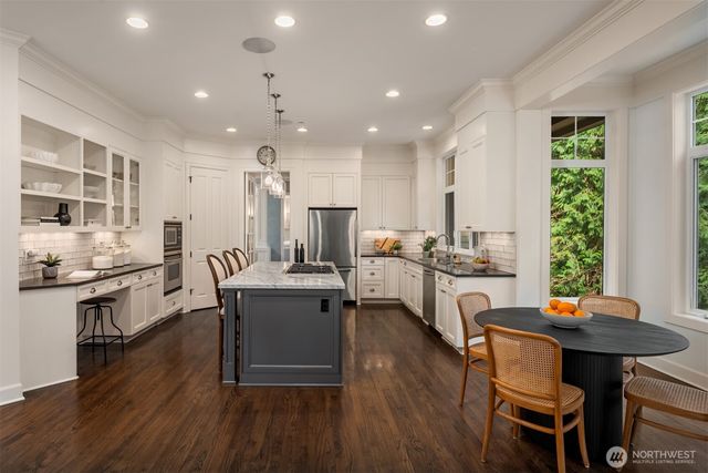 13609 NE 28th Street, Bellevue, WA 98005
