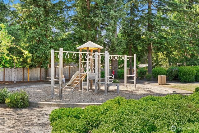 19516 SE 270th Place, Covington, WA 98042
