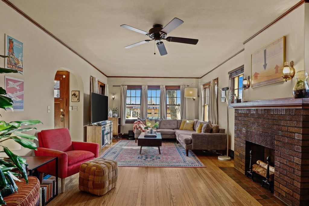 3214 E Washington Avenue, Madison, WI 53704