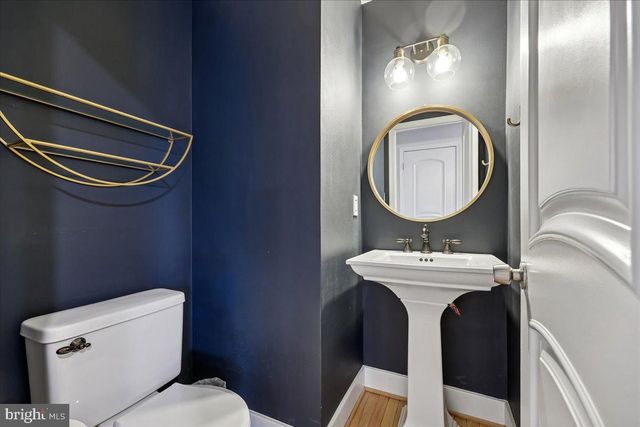 4 OLMSTEAD CT, Potomac, MD 20854