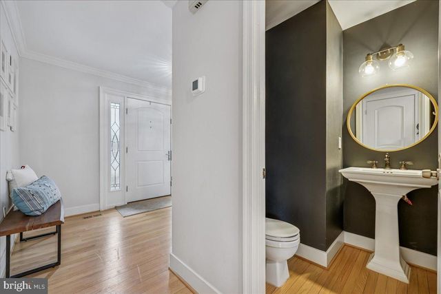 4 OLMSTEAD CT, Potomac, MD 20854