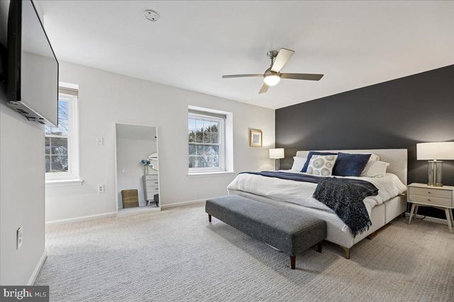 4 OLMSTEAD CT, Potomac, MD 20854