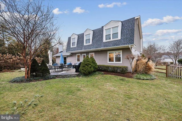 4 OLMSTEAD CT, Potomac, MD 20854