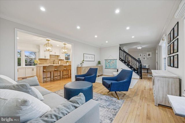 4 OLMSTEAD CT, Potomac, MD 20854