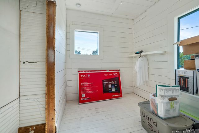 333 Frio City, San Antonio, TX 78207