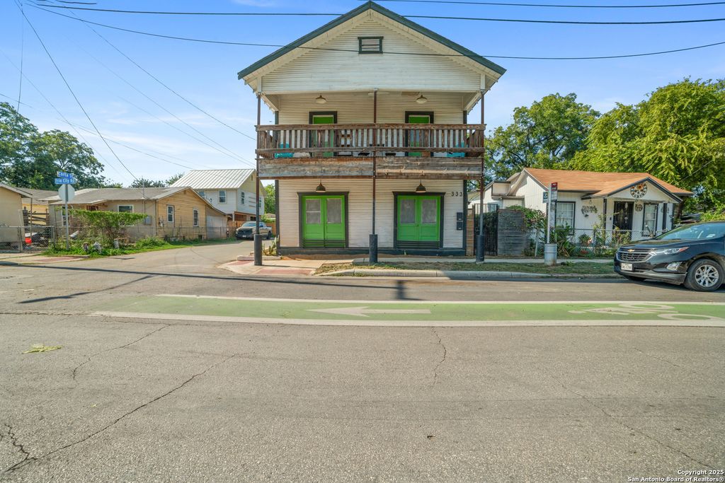 333 Frio City, San Antonio, TX 78207