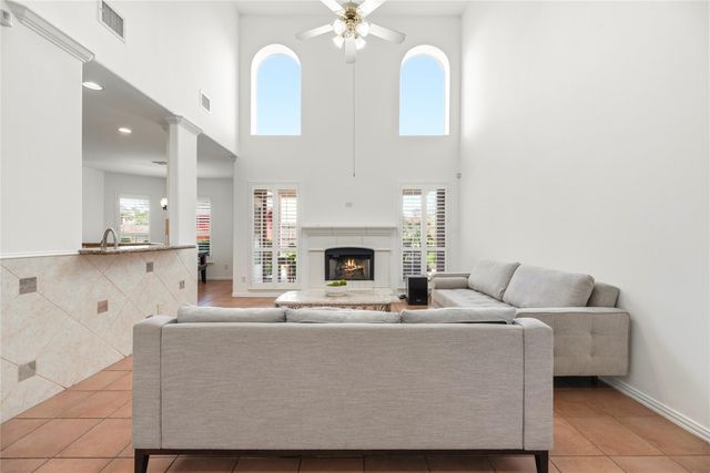 2714 Trailridge Court, Missouri City, TX 77459