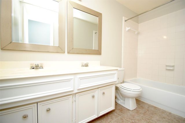 3711 Cane Lake Drive, Richmond, TX 77406