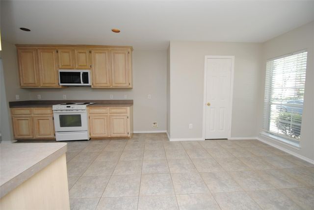 3711 Cane Lake Drive, Richmond, TX 77406