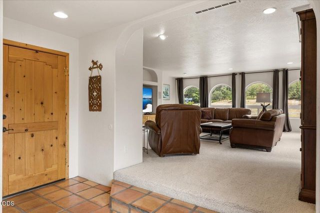3752 Devils Garden Road, Medford, OR 97504