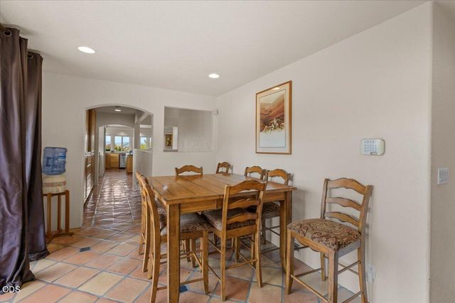 3752 Devils Garden Road, Medford, OR 97504