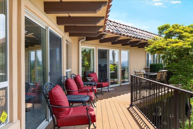 3752 Devils Garden Road, Medford, OR 97504