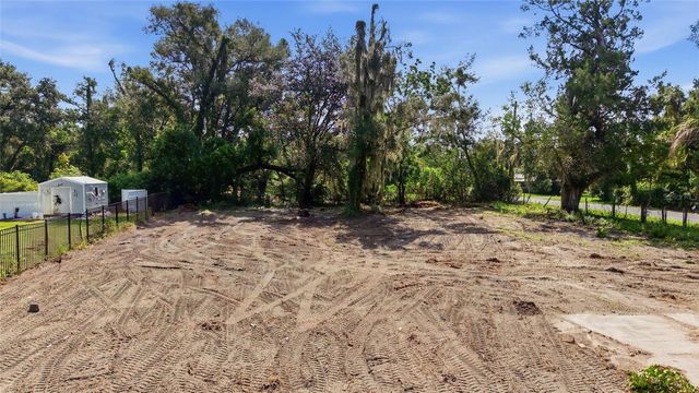 39211 JARVIS STREET, Dade City, FL 33523
