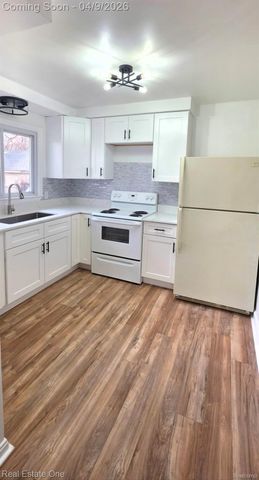 19968 Denby, Redford Charter Township, MI 48240