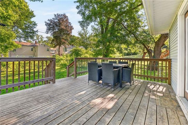 1340 E 84th Street, Kansas City, MO 64131