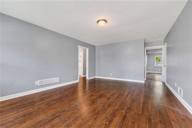 1340 E 84th Street, Kansas City, MO 64131
