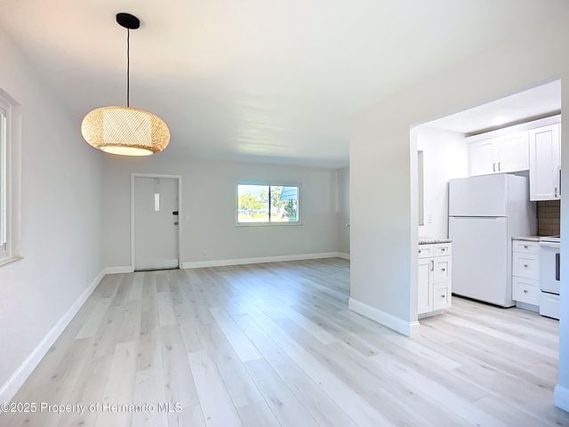 1811 Bedford Lane, Sun City Center, FL 33573