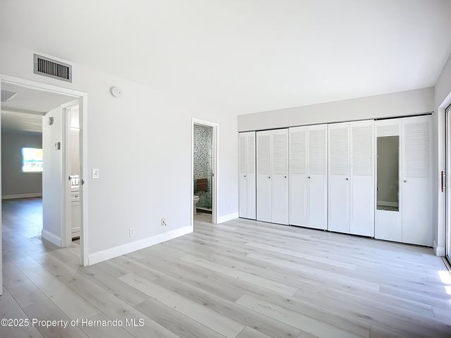 1811 Bedford Lane, Sun City Center, FL 33573