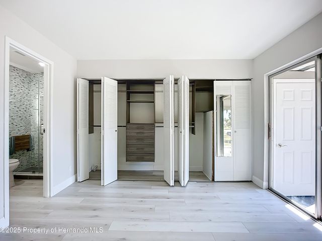 1811 Bedford Lane, Sun City Center, FL 33573