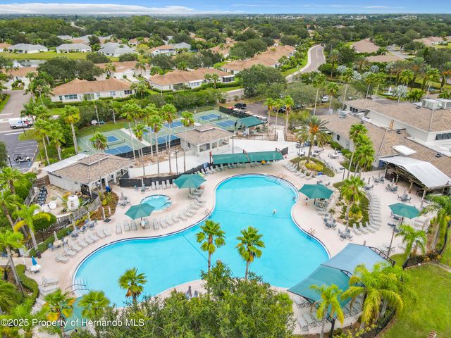 1811 Bedford Lane, Sun City Center, FL 33573