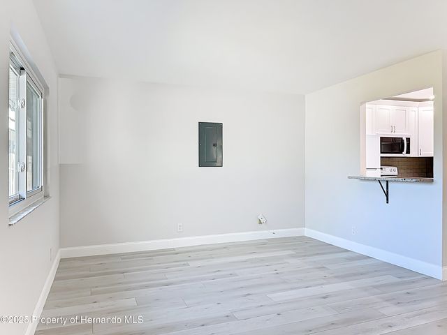 1811 Bedford Lane, Sun City Center, FL 33573