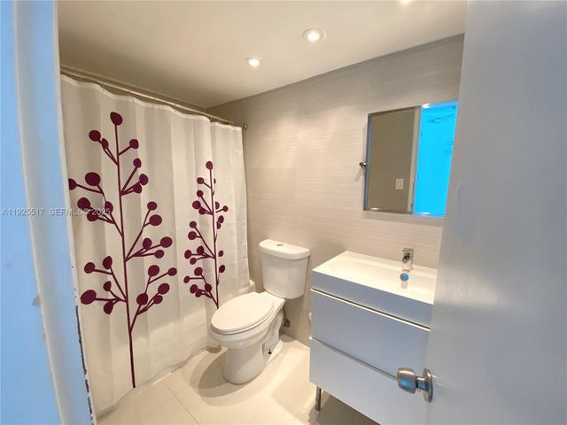 5445 Collins Ave 610, Miami Beach, FL 33140