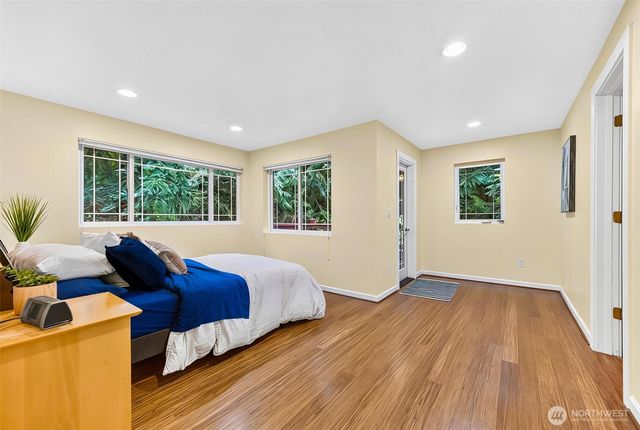 16735 NE 139th Place, Woodinville, WA 98072
