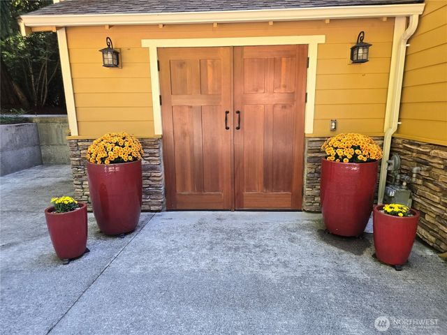 16735 NE 139th Place, Woodinville, WA 98072